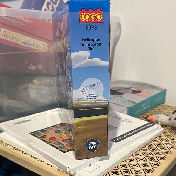 Police Force Neotown Helicopter Transporter 3in1 Set - Picture 2 of 4